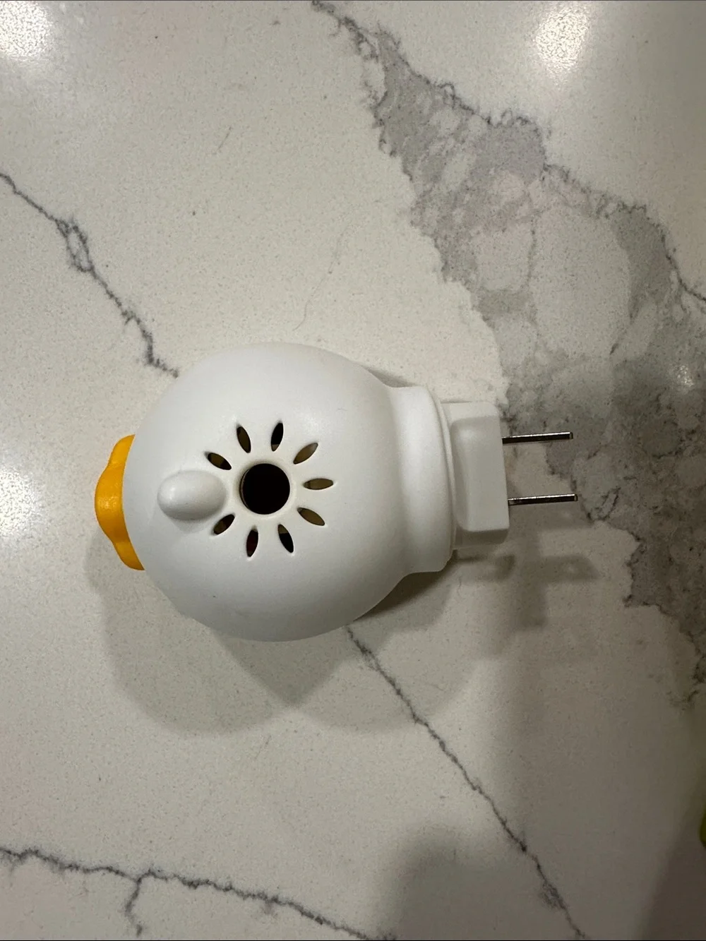Dog Calming Diffuser Plug-In - 1 diffuser and 4 refills